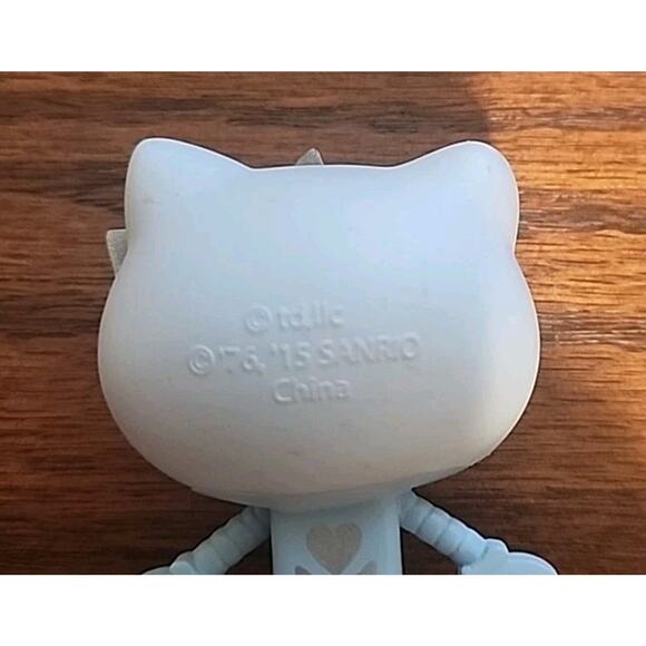 Hello Kitty Toki Doki X Robot Collectors Figure Sanrio 2.5 Inch - Picture 3 of 3